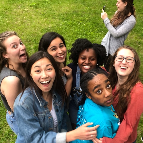 Meet your Posher, Bethany - Picture 4 of 6